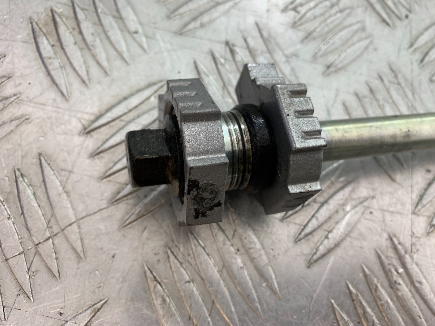 KTM DUKE 125 REAR WHEEL SPINDLE  YEAR 2017-2022 (CMB1274)