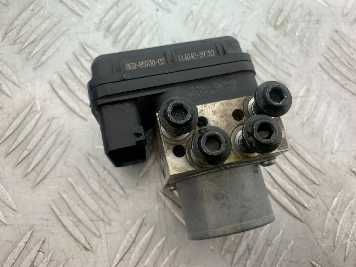 YAMAHA YZF R7 ABS PUMP  YEAR 2022-2025 (CMB1255)