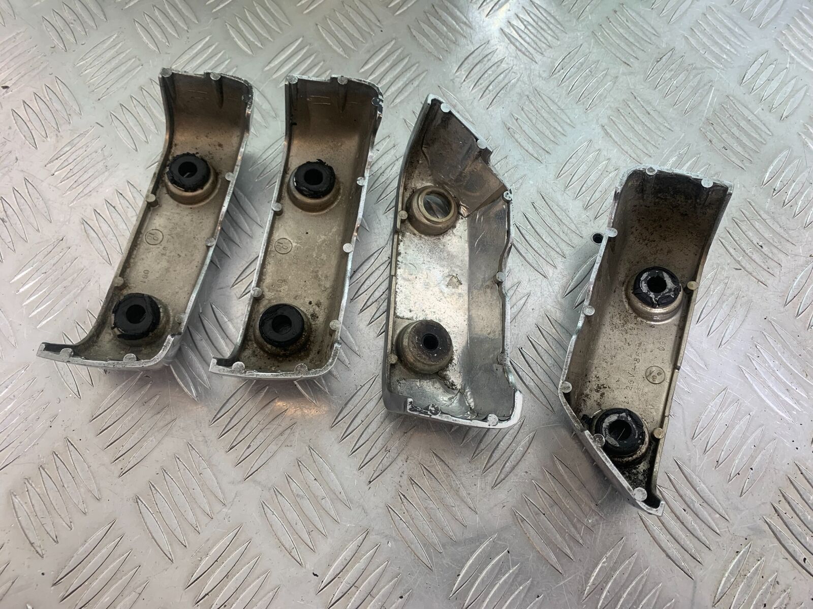 YAMAHA XV535 XV 535 VIRAGO CYLINDER HEAD COVERS  YEAR 1994-02 (CMB1044)