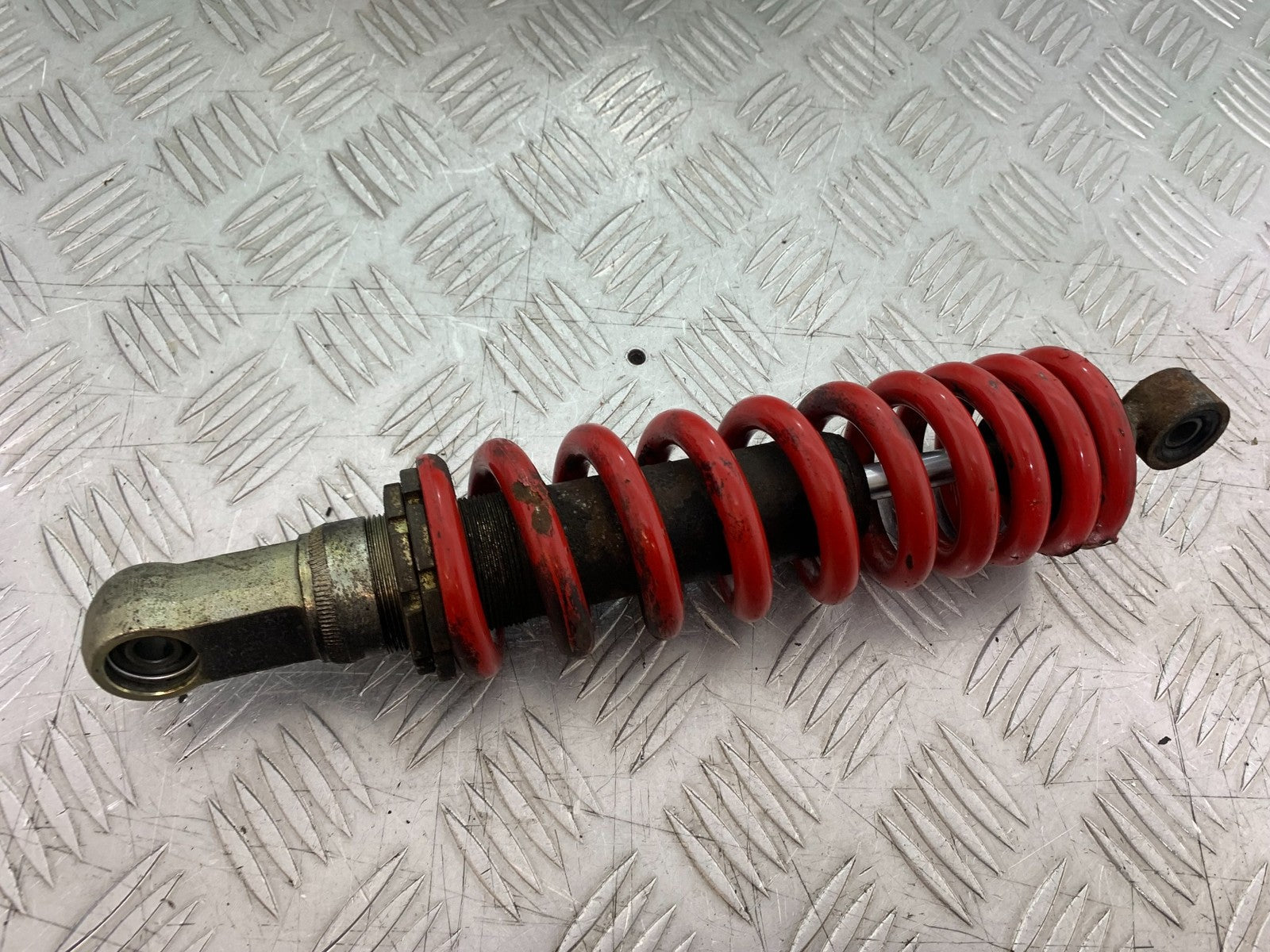 QINGQI QM125 GY-2B REAR SHOCK  YEAR 2016 (CMB1228)
