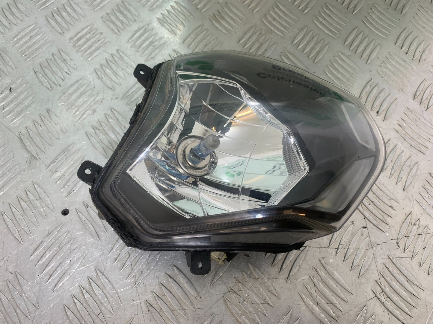 BENELLI BN125 BN 125 HEADLIGHT YEAR 2018-2021 (CMB1194)