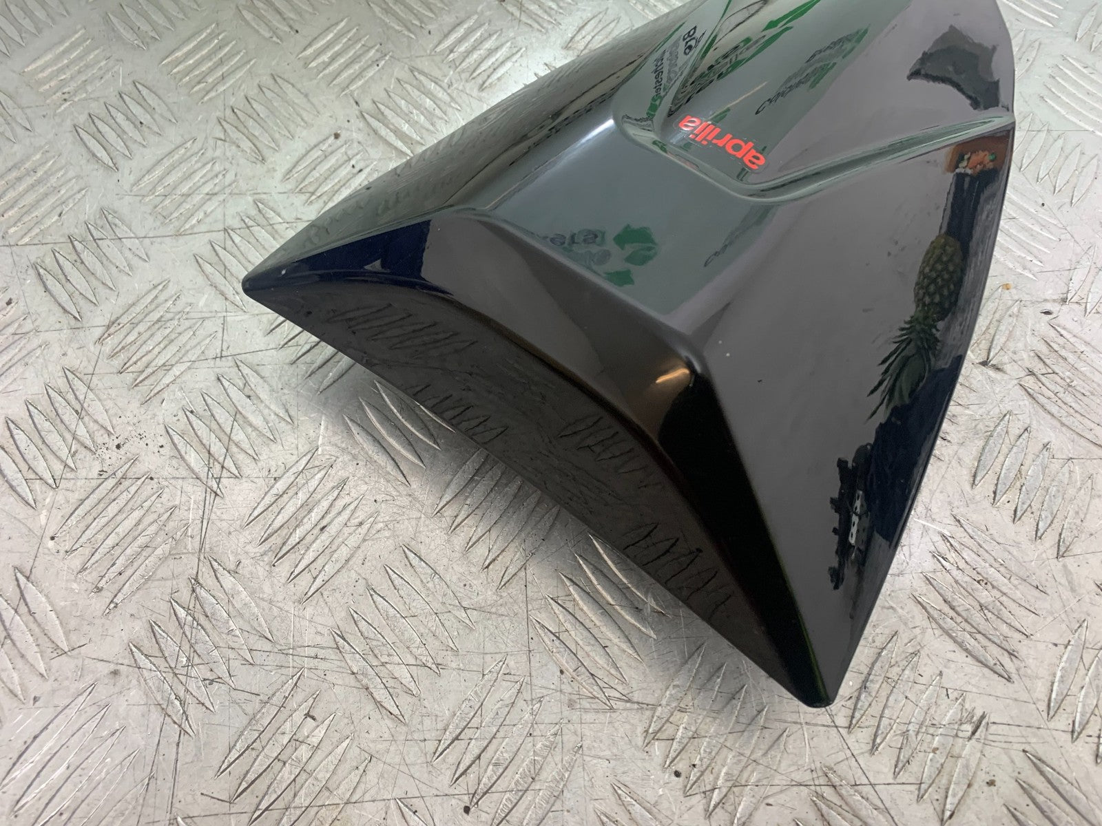 APRILIA RSV1000 R FACTORY MILLE REAR SEAT COWL  2004-09 (CMB1203)