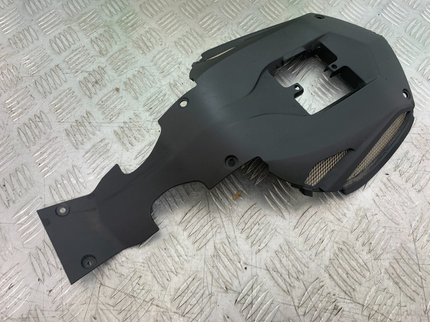 MV AGUSTA 800 F3 UNDERTRAY  YEAR 2017-2019 (CMB1227)