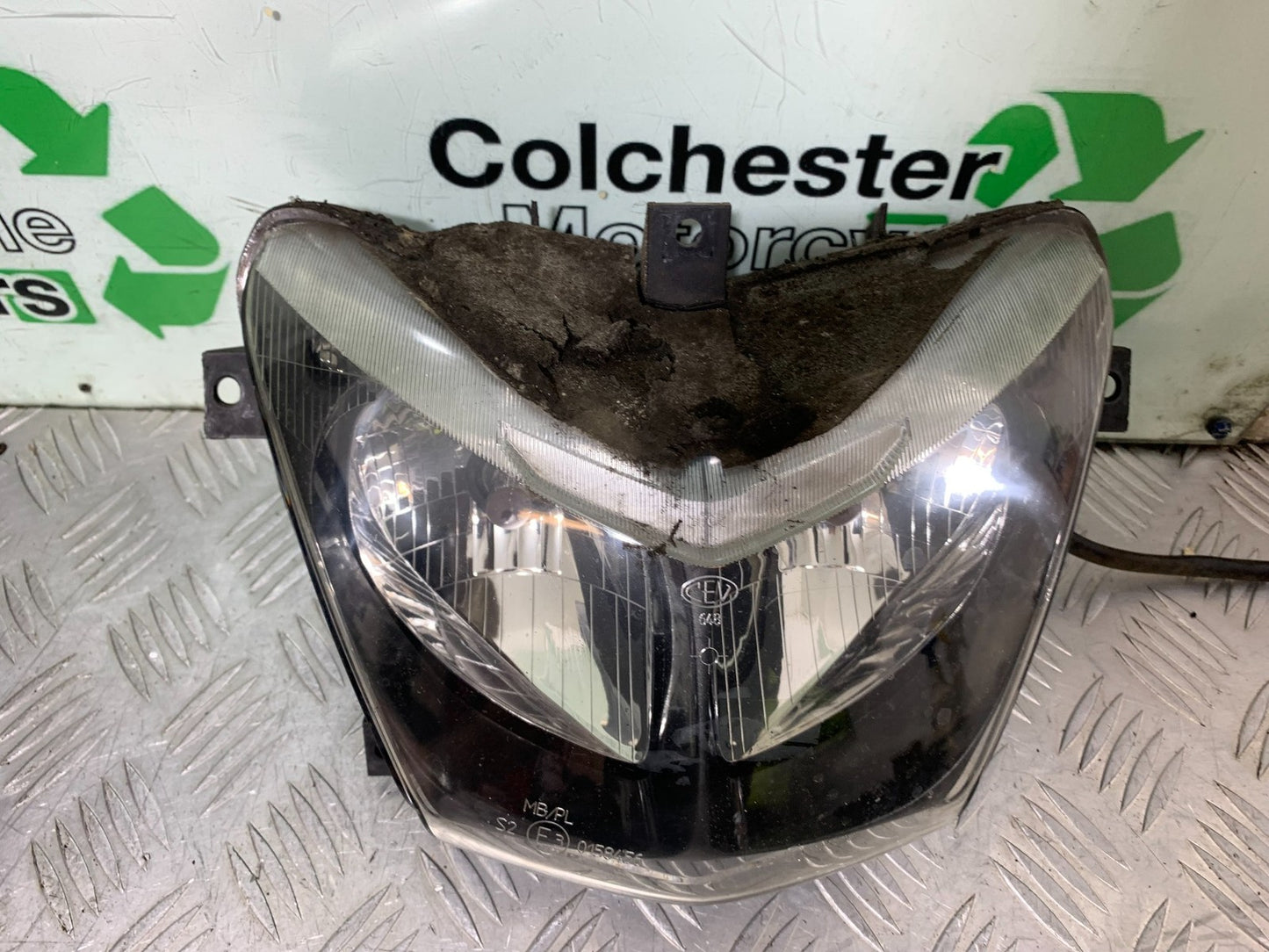 HONDA XL125 VARADERO HEADLIGHT YEAR 2001-2006  (CMB1304)