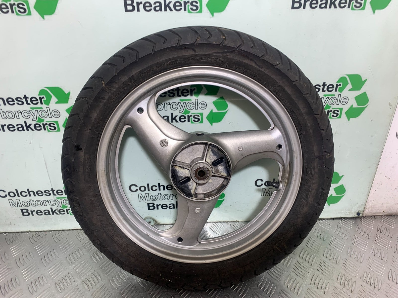HONDA XL125 VARADERO REAR WHEEL   YEAR 2001-2006  (CMB1210)