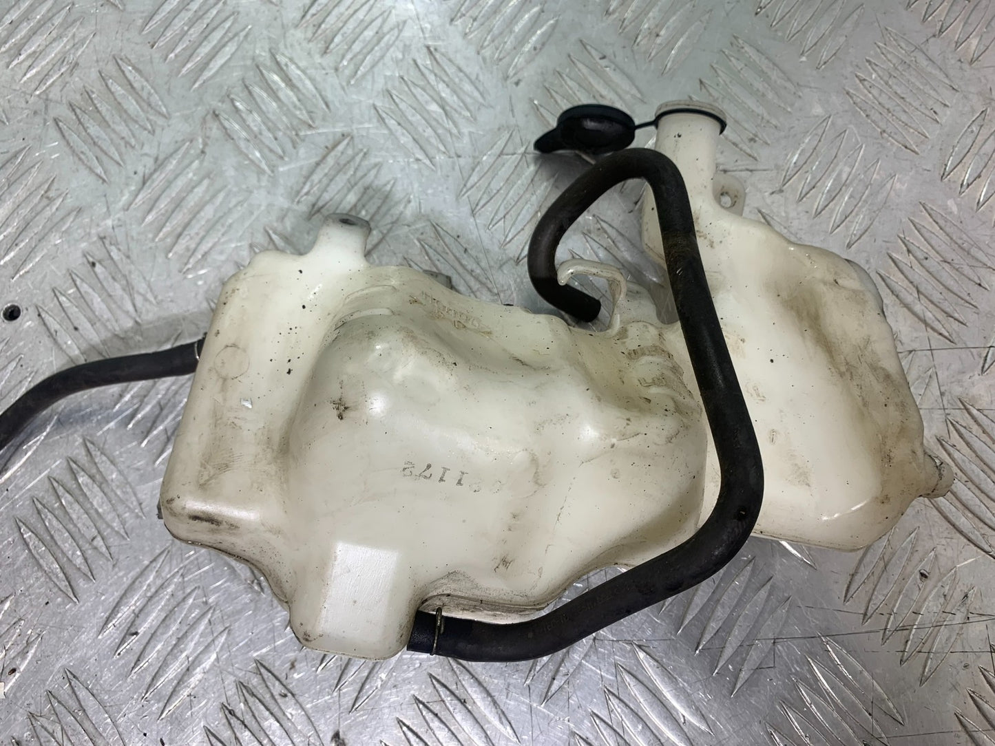 HONDA CBR1000 rr FIREBLADE COOLANT BOTTLE  YEAR 2012-2016 (CMB1198)