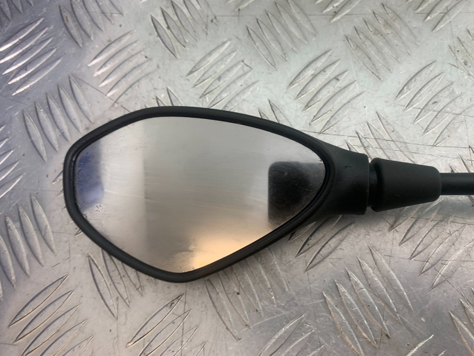 APRILIA SL750 SL 750 SHIVER LEFT MIRROR  YEAR 2008-2016 (CMB1242)