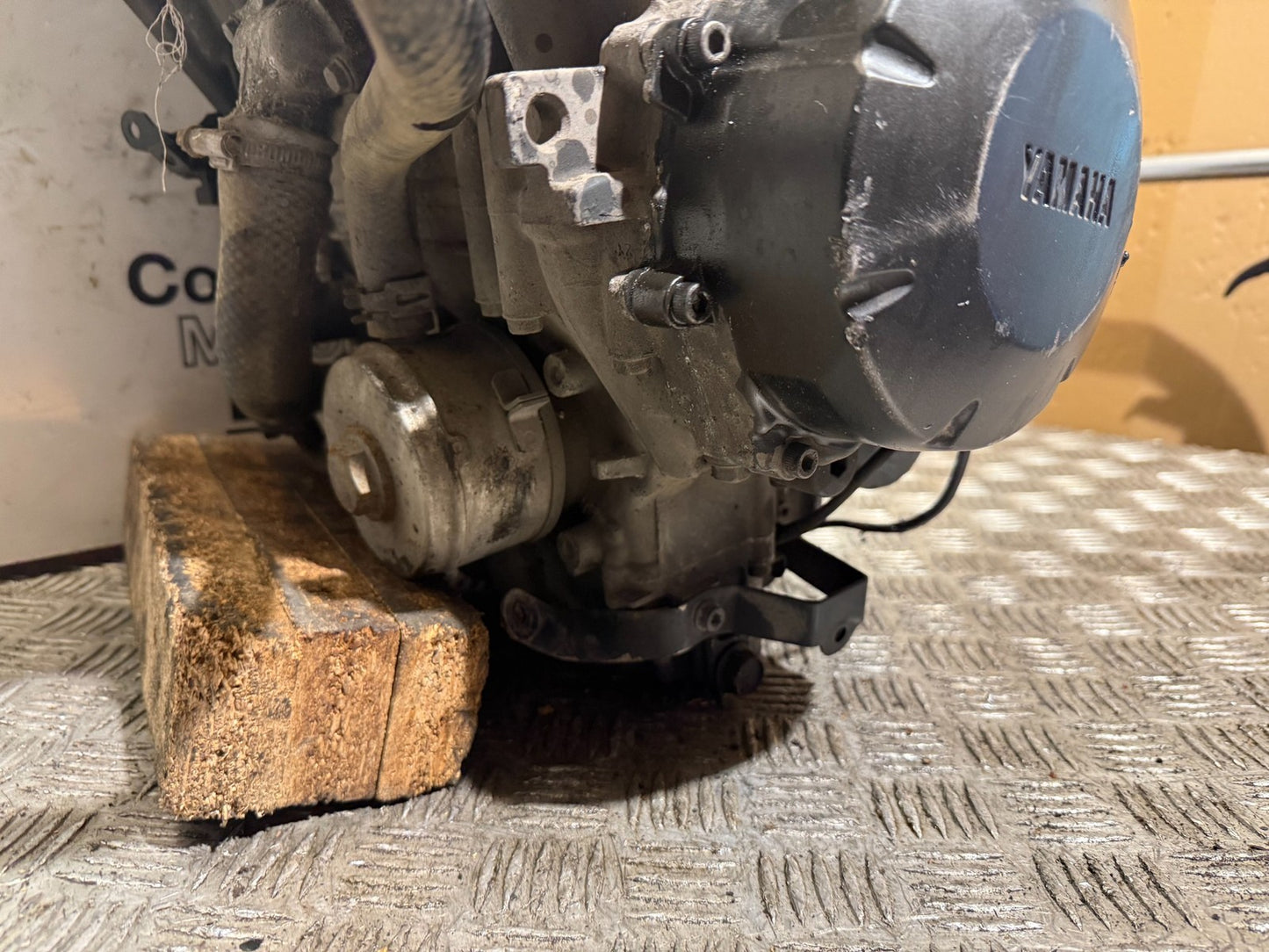 YAMAHA XJ6 XJ6-S DIVERSION ENGINE YEAR 2009-2015  (CMB1212)