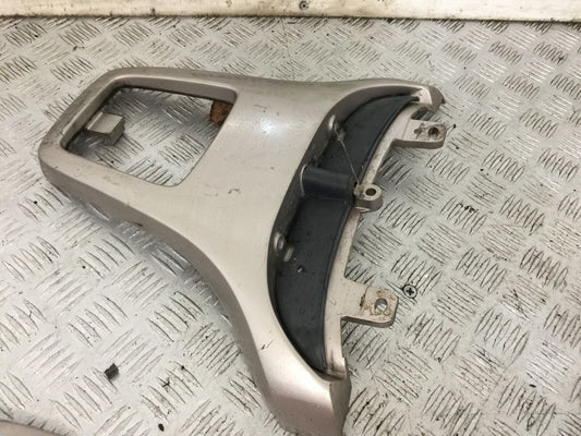 SUZUKI AN 250 BURGMAN BACK REST   YEAR 1999  (STOCK 881)