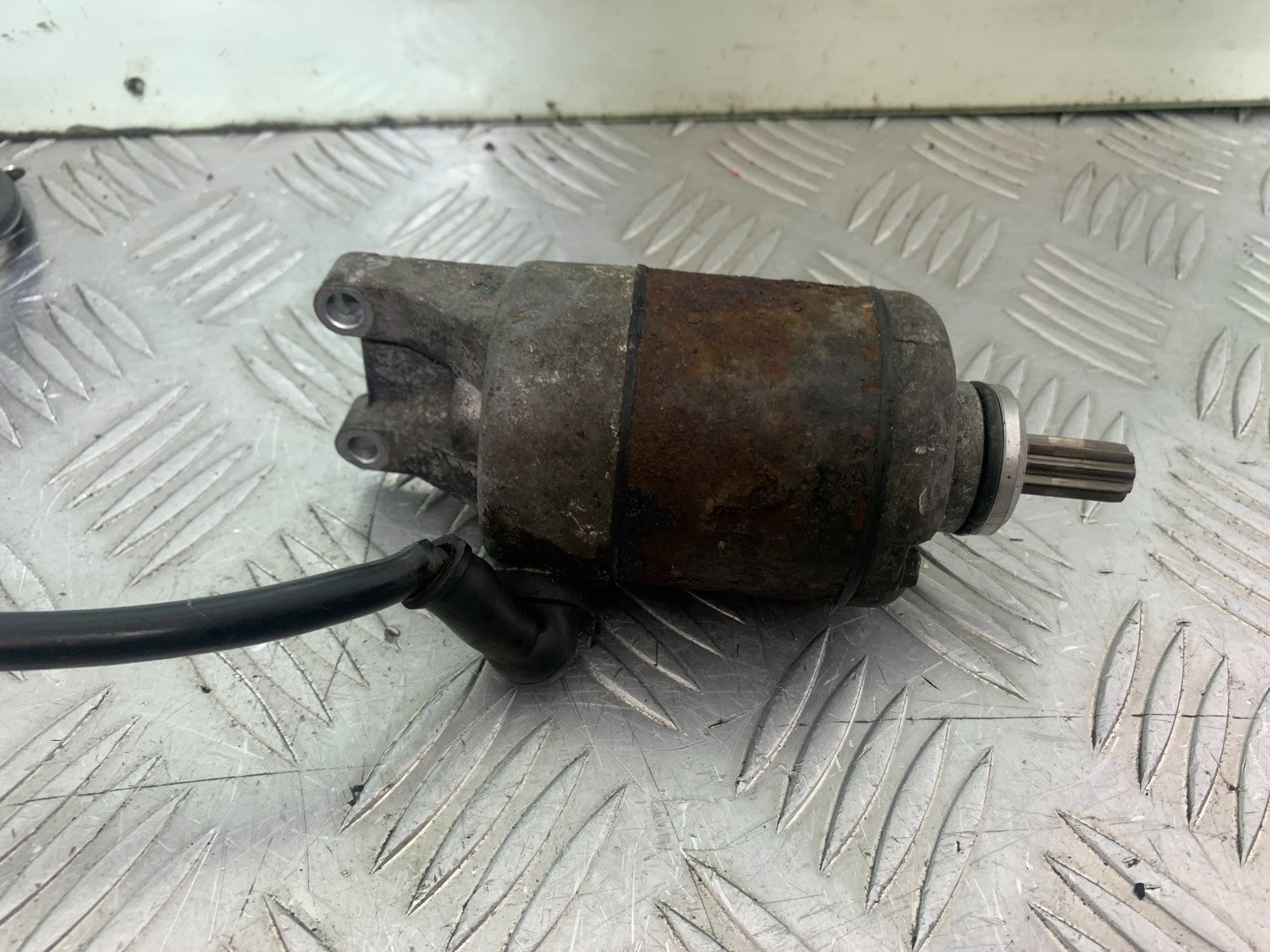 HONDA XL125 VARADERO STARTER MOTOR  YEAR 2001-2006  (CMB1210)