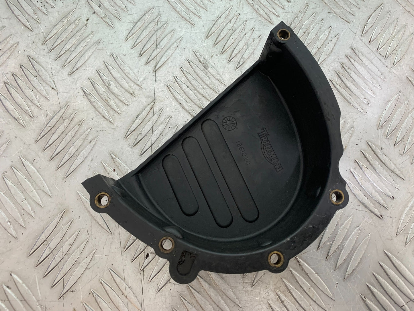 TRIUMPH T509 SPEED TRIPLE SPROCKET COVER YEAR 1997-1998 (CMB1144)