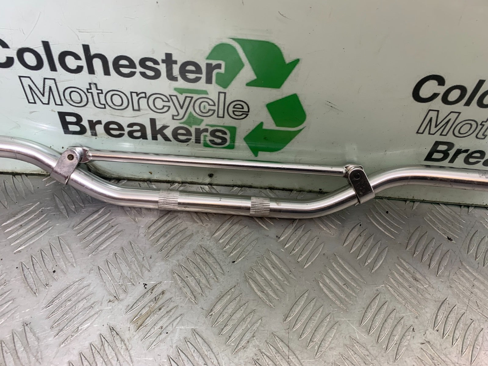 SUZUKI GSF600 GSF 600 BANDIT HANDLEBARS  2000-2004 (CMB1269)