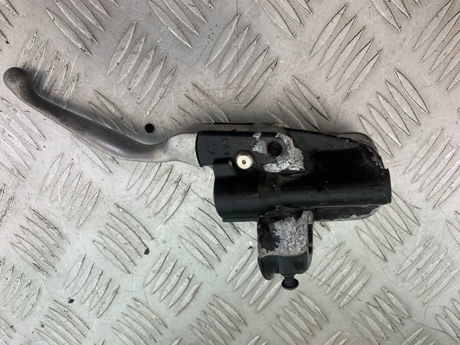 HARLEY DAVIDSON FXS BLACKLINE 1585 FRONT MASTER CYLINDER  YEAR 2012 (CMB1147)
