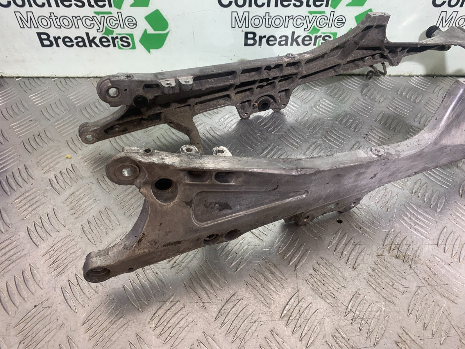 HONDA CBR600 CBR 600 RR REAR SUBFRAME   YEAR 2003-2004 CMB1173)