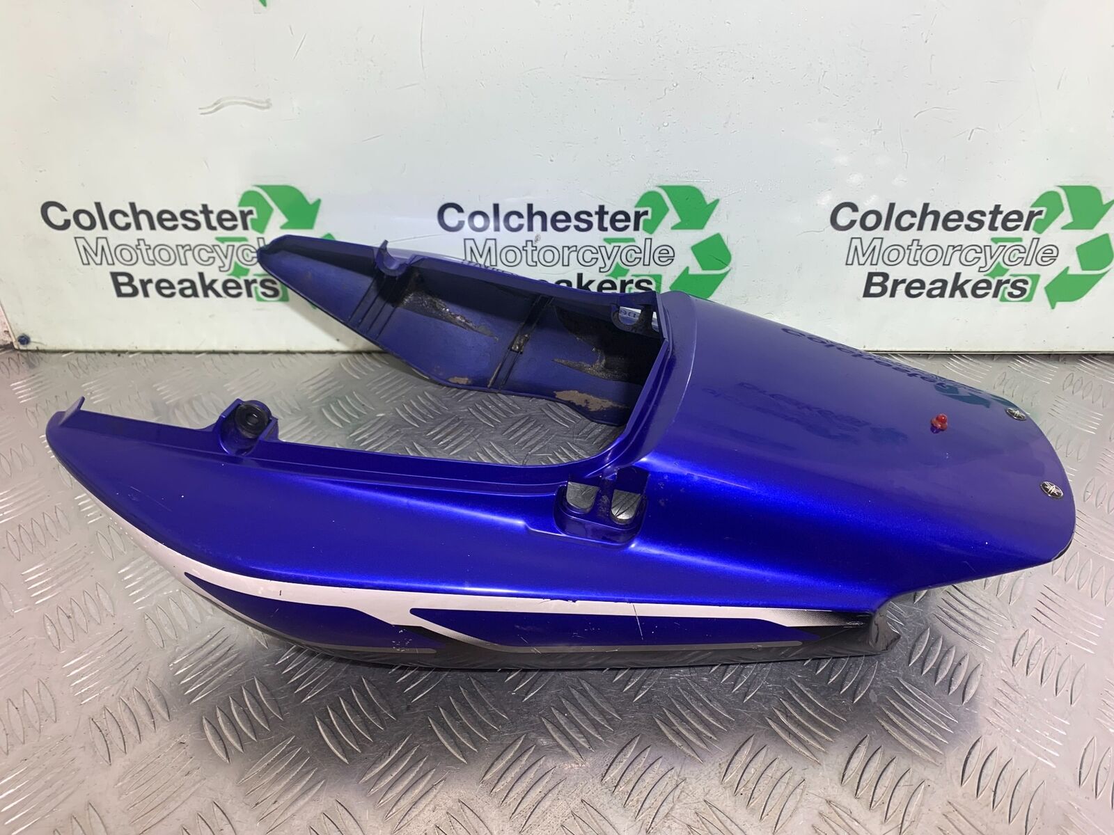 YAMAHA XJR1300 XJR 1300 TAIL PIECE  YEAR 1999-2003 (CMB1055)