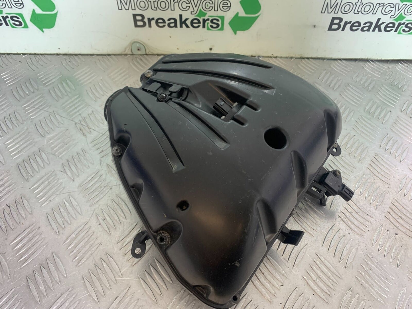 HONDA CBR650 F CBR 650F AIRBOX    YEAR 2014-17  (CMB1130)