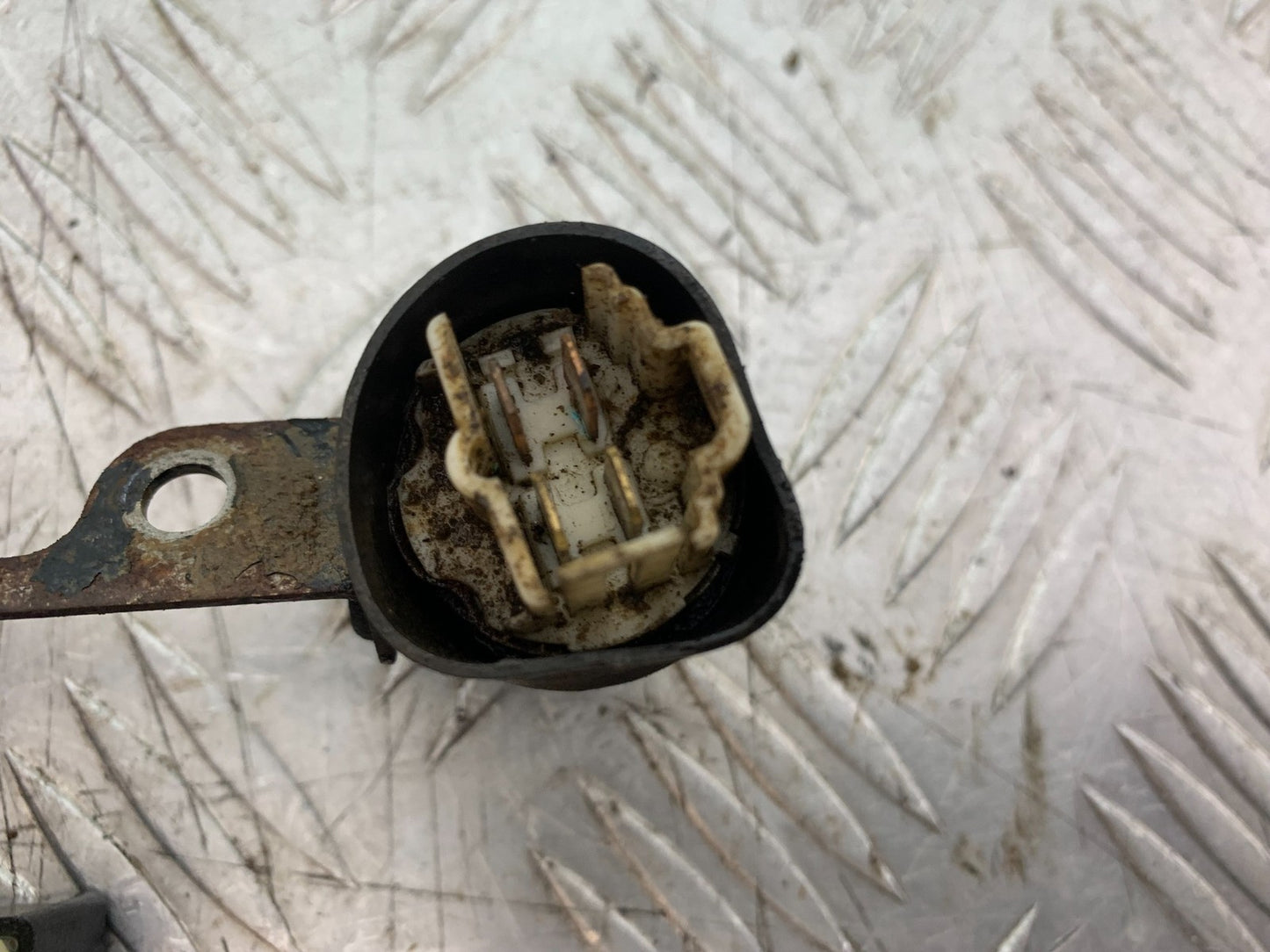 KAWASAKI KLR250 KLR 250 RELAYS   YEAR 1984-2001 (CMB1225)