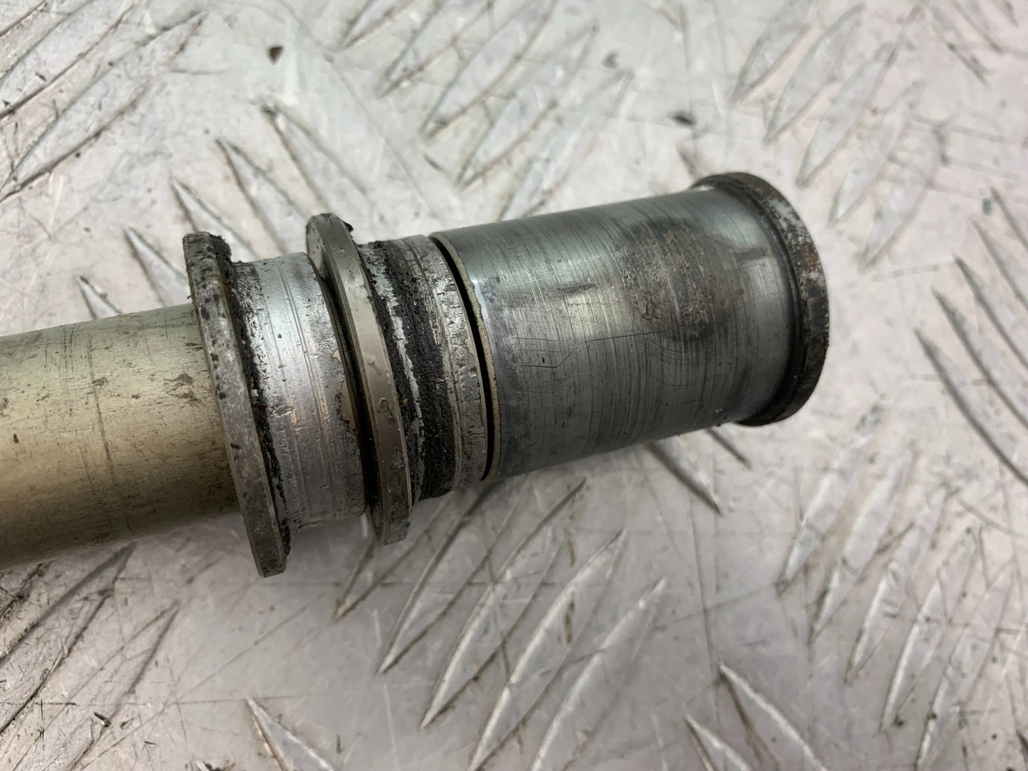 KAWASAKI GTR1400 GTR 1400 FRONT WHEEL SPINDLE  YEAR 2007-2009 (CMB1306)