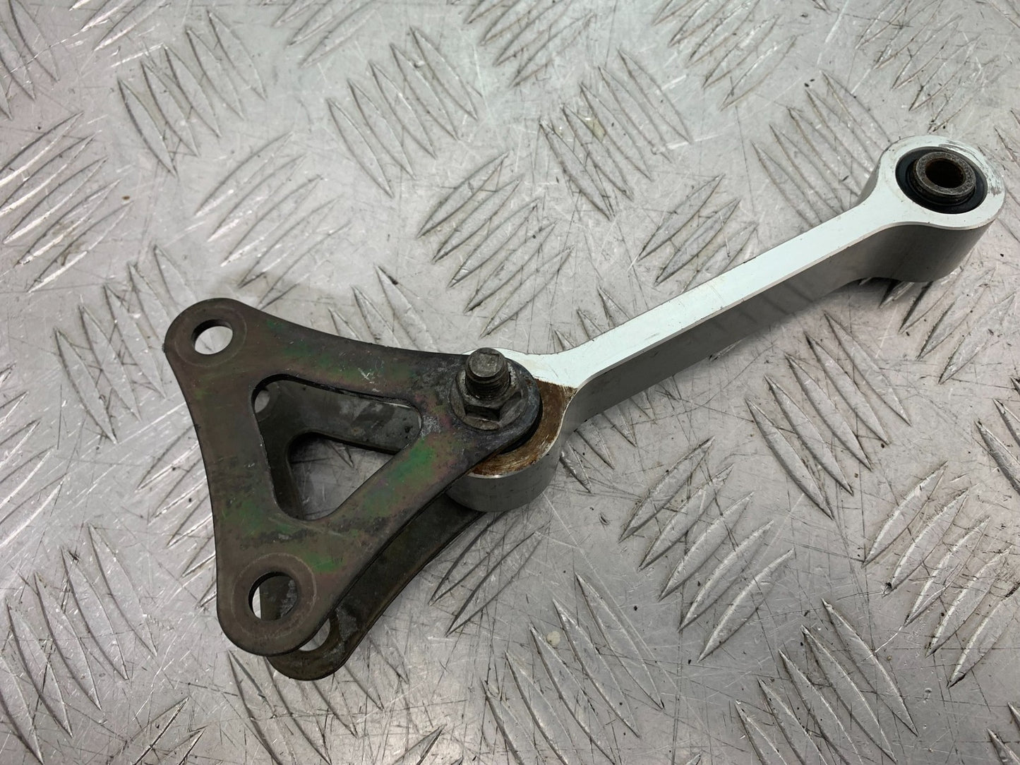TRIUMPH 675 STREET TRIPLE RX REAR SHOCK LINKAGE 2015- 2017 (CMB1299)