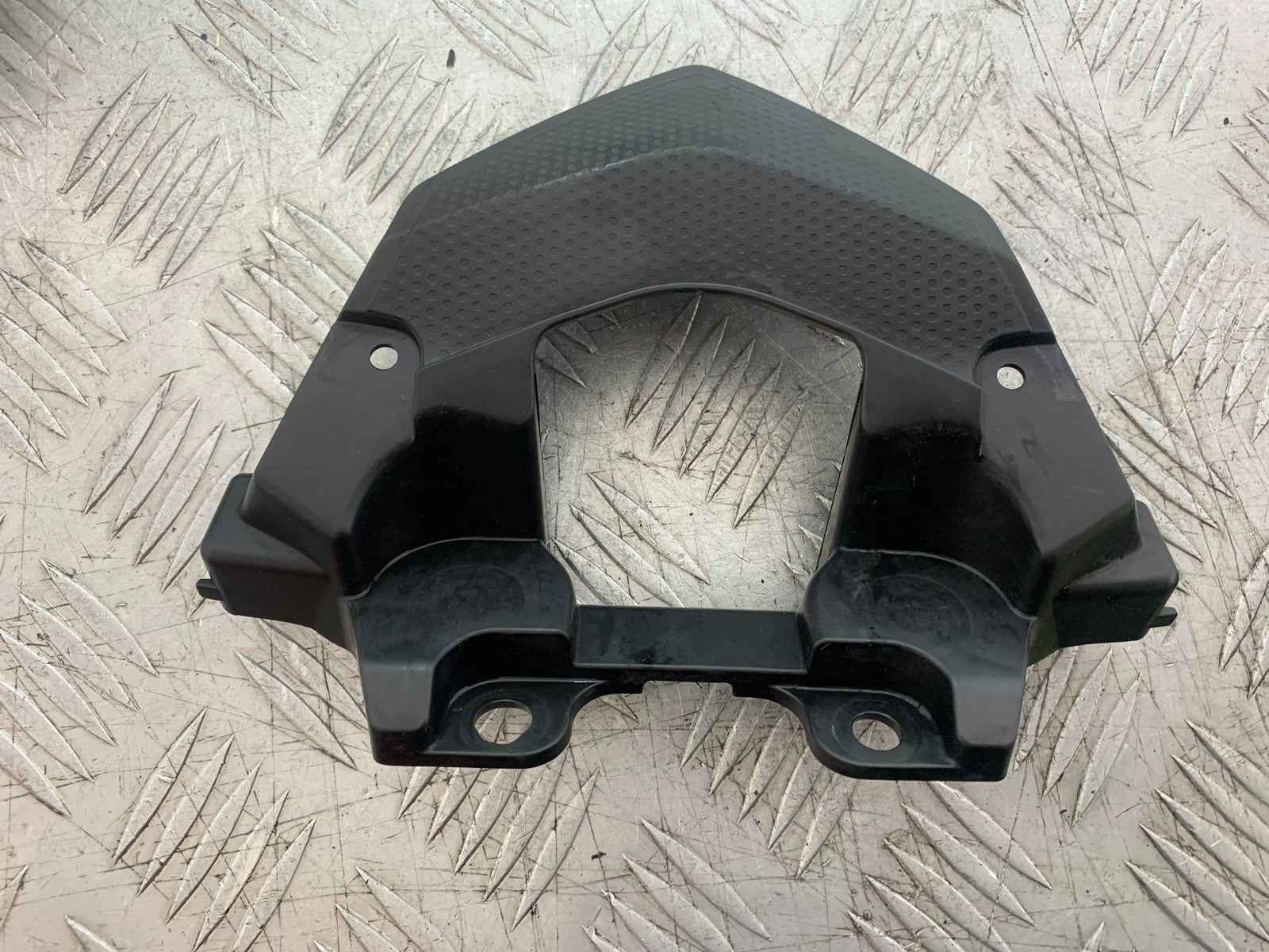 YAMAHA YS125 YS 125 TAIL PIECE  JOINER  YEAR 2017-2021 (CMB1321)
