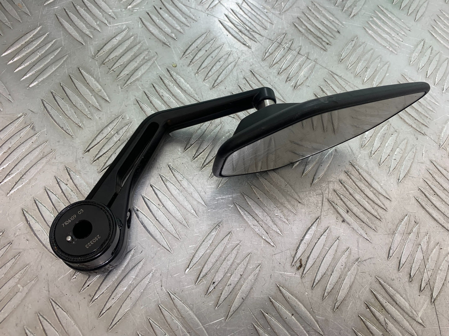 BMW M1000 R RIGHT MIRROR YEAR 2023-2024 (CMB1140)
