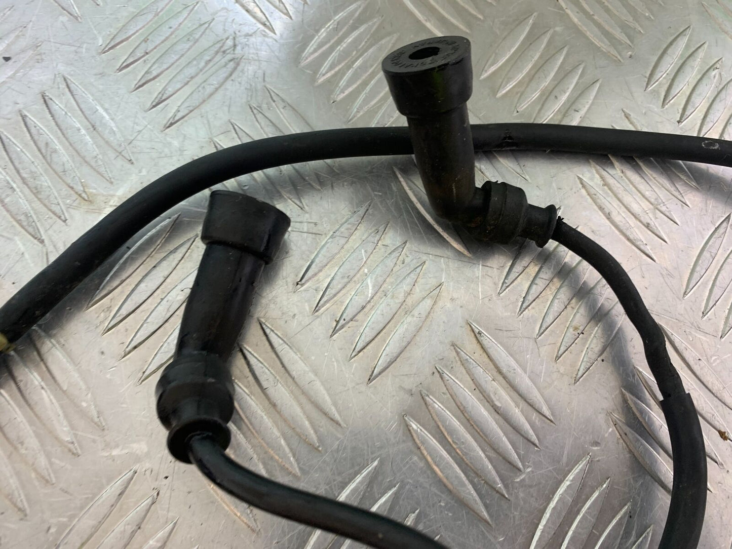 SUZUKI VS1400 VS 1400 INTRUDER COILS AND CAPS   YEAR 1988 (CMB1077)