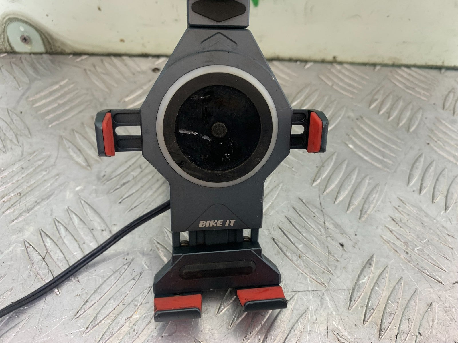 HONDA CBR1000 rr FIREBLADE PHONE HOLDER   YEAR 2006 (CMB1220)