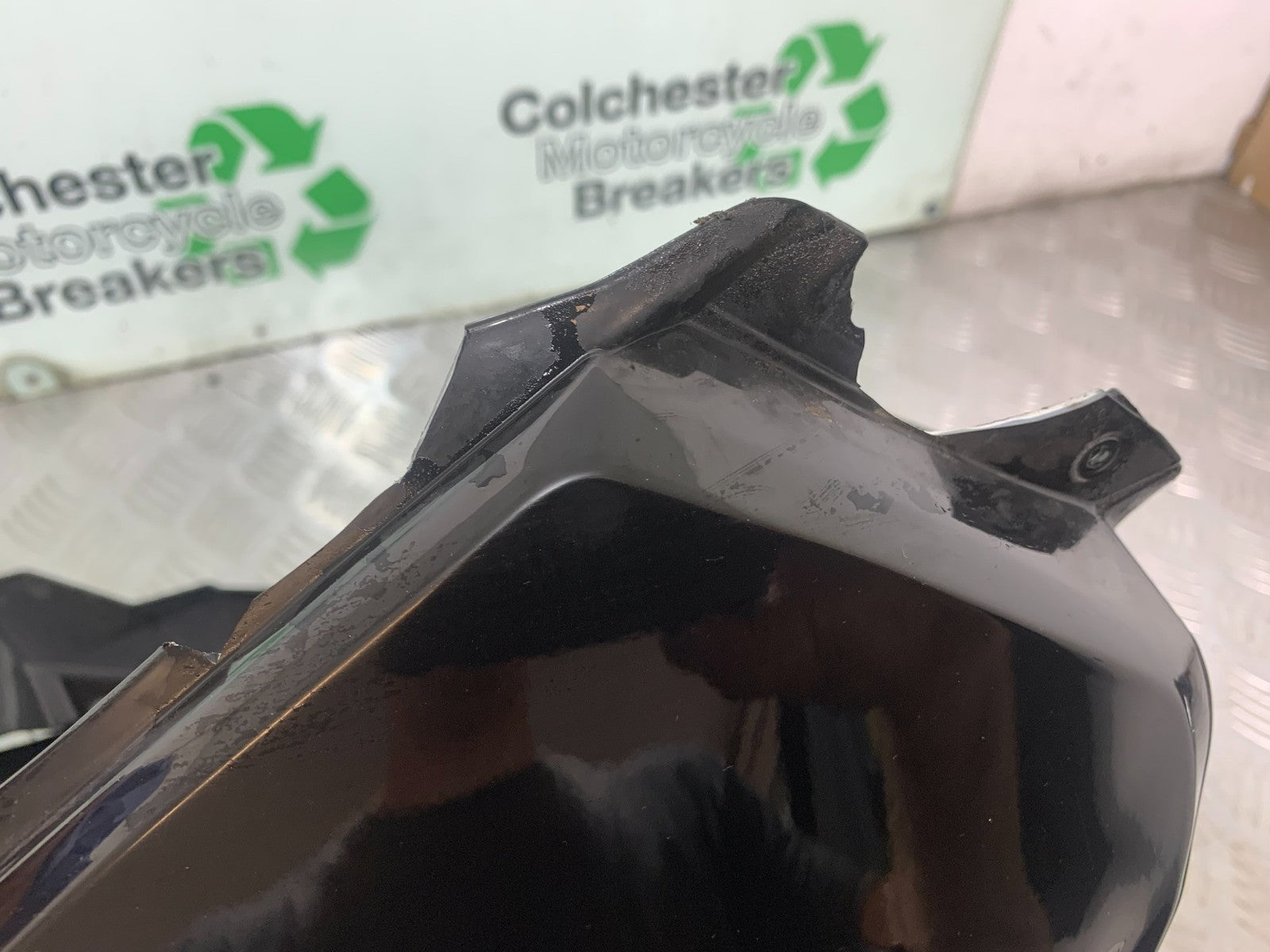 BENELLI BN125 BN 125 PETROL TANK COVER  YEAR 2018-2021 (CMB1194)