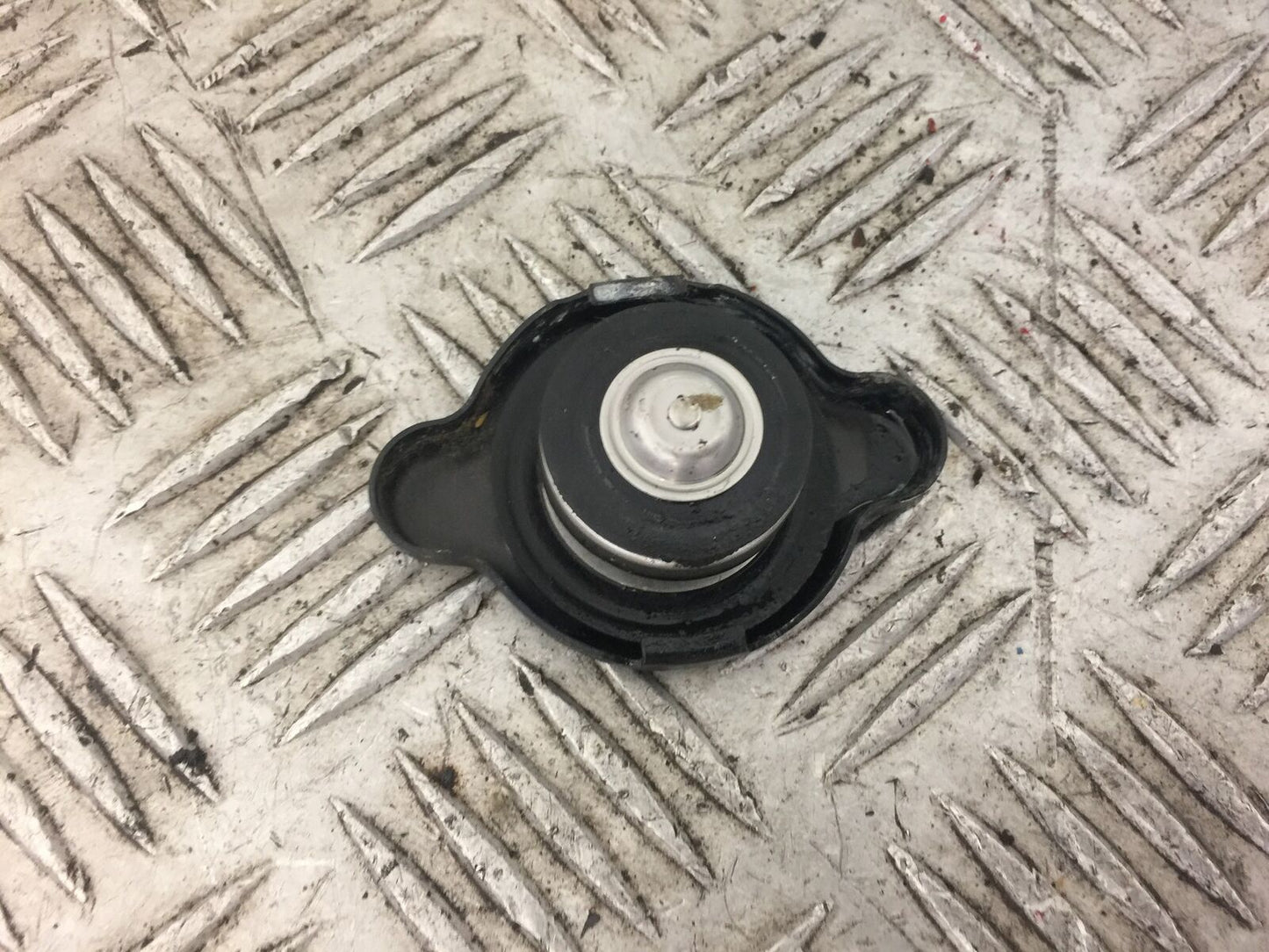 KAWASAKI ZX6R ZX636 ZX 636 PETROL CAP   2013-2016 (STOCK 342)