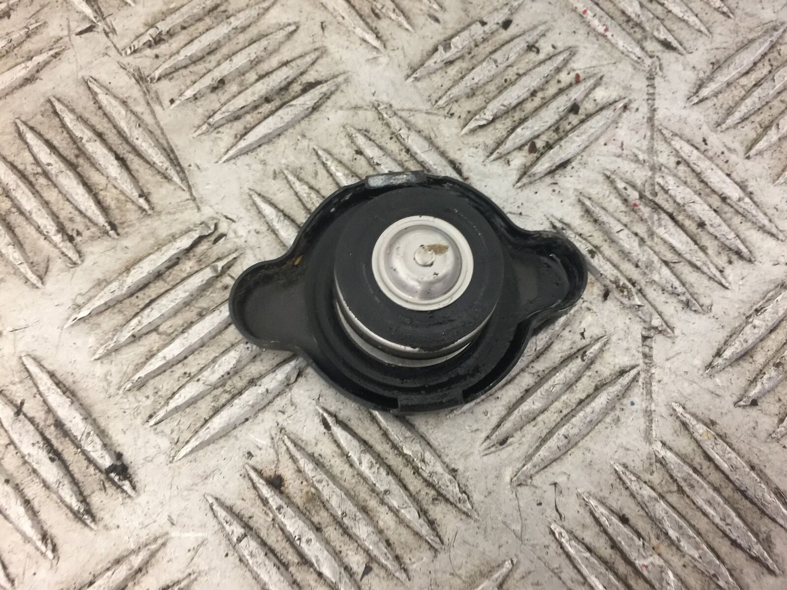 KAWASAKI ZX6R ZX636 ZX 636 PETROL CAP   2013-2016 (STOCK 342)