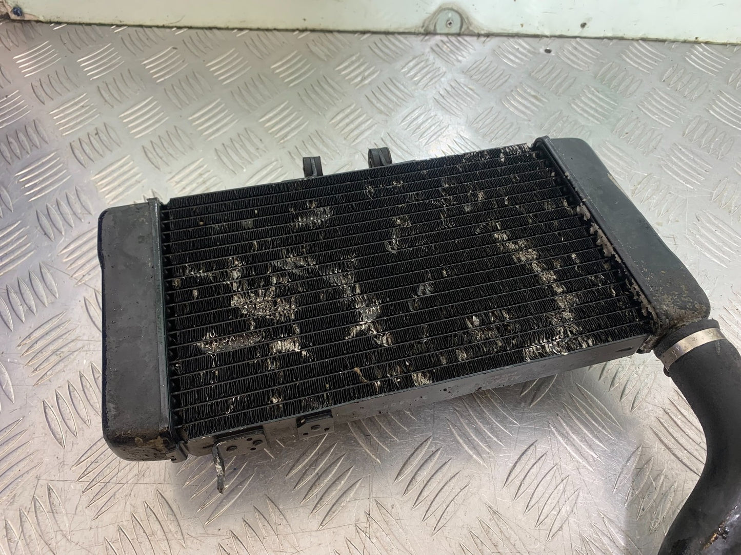 HONDA NT650 V DEAUVILLE RADIATOR AND FAN  YEAR 1999 (CMB1268)