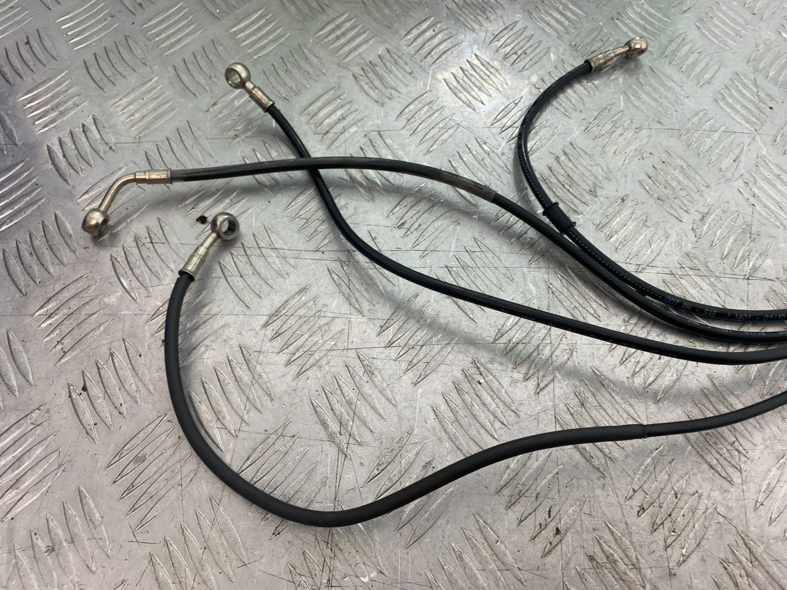 DUCATI 1198 S BRAKE AND CLUTCH LINES YEAR 2009-2011 (CMB1219)