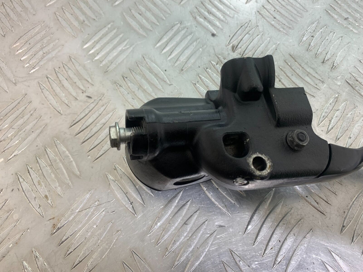 HARLEY DAVIDSON XL883 N IROD FRONT MASTER CYLINDER   YEAR 2020  (CMB1116)