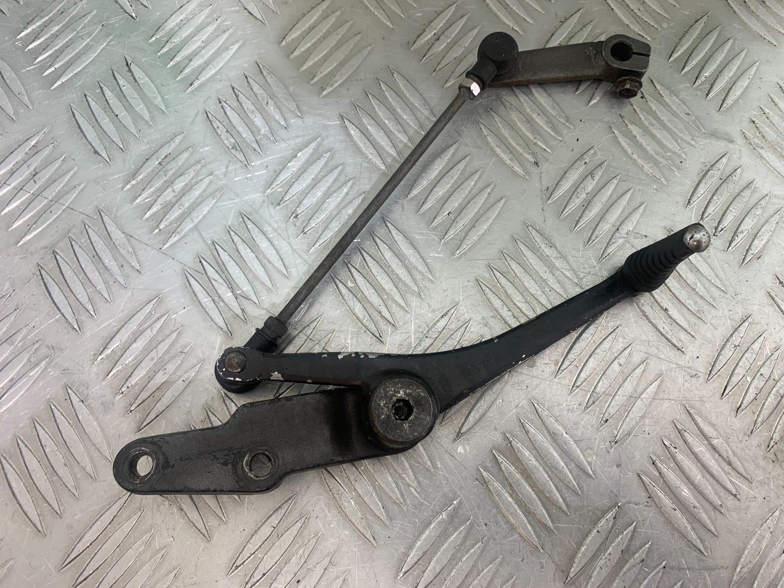 SUZUKI GSF650 GSF 650 GEAR LEVER  YEAR 2007-2009  (CMB1161)