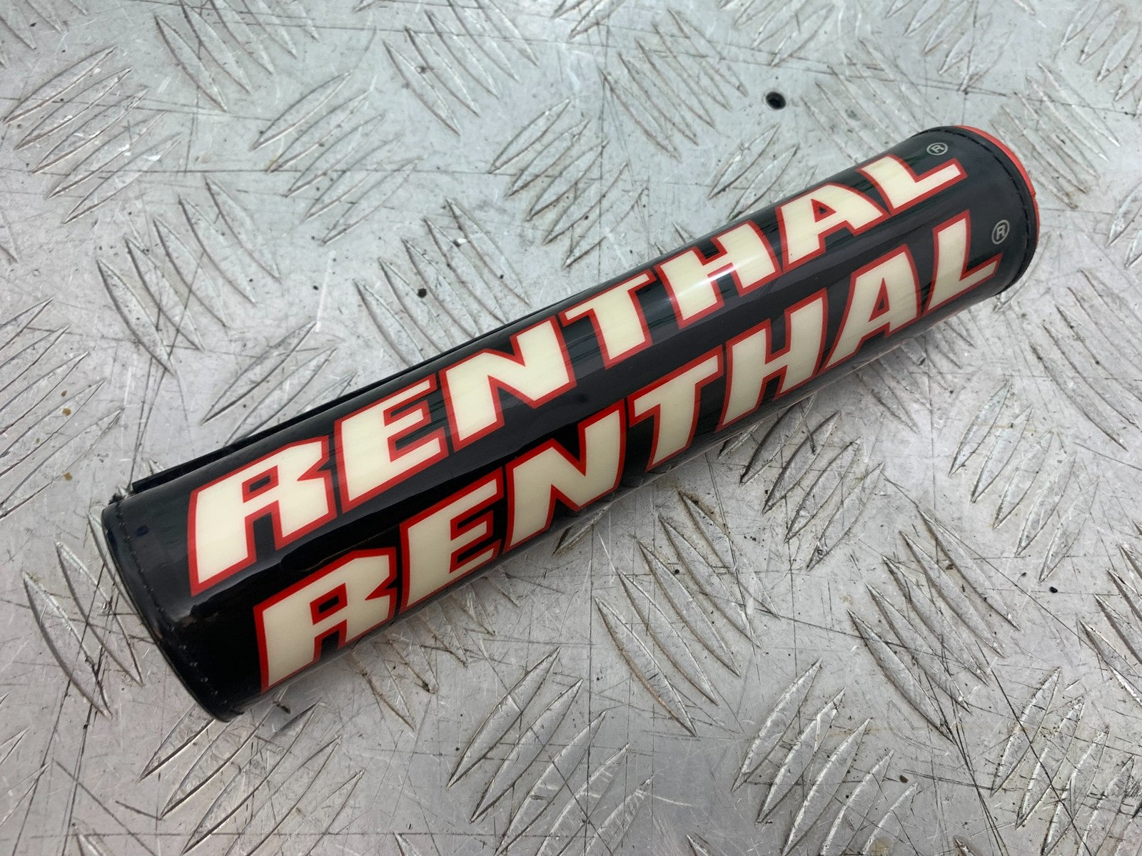 KAWASAKI KXF450 KXF 450 RENTHAL PAD  YEAR 2013 CMB1217)