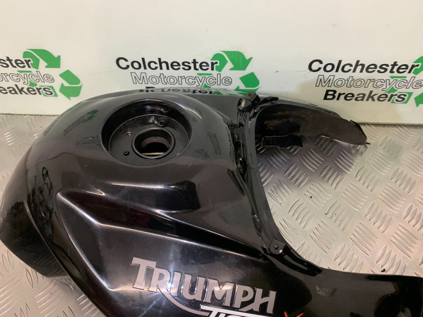 TRIUMPH TIGER 800 XRT PETROL TANK YEAR 2015-2017  (STOCK 506)