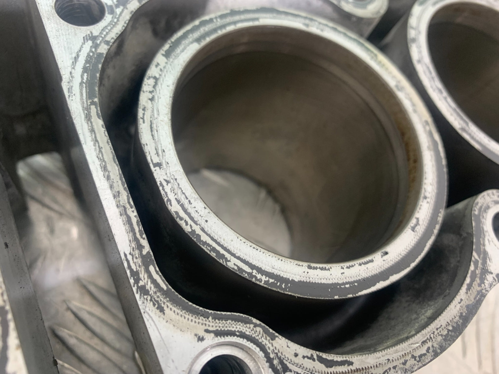 SUZUKI GSF650 GSF 650 BARRELS  YEAR 2007-2009  (CMB1161)