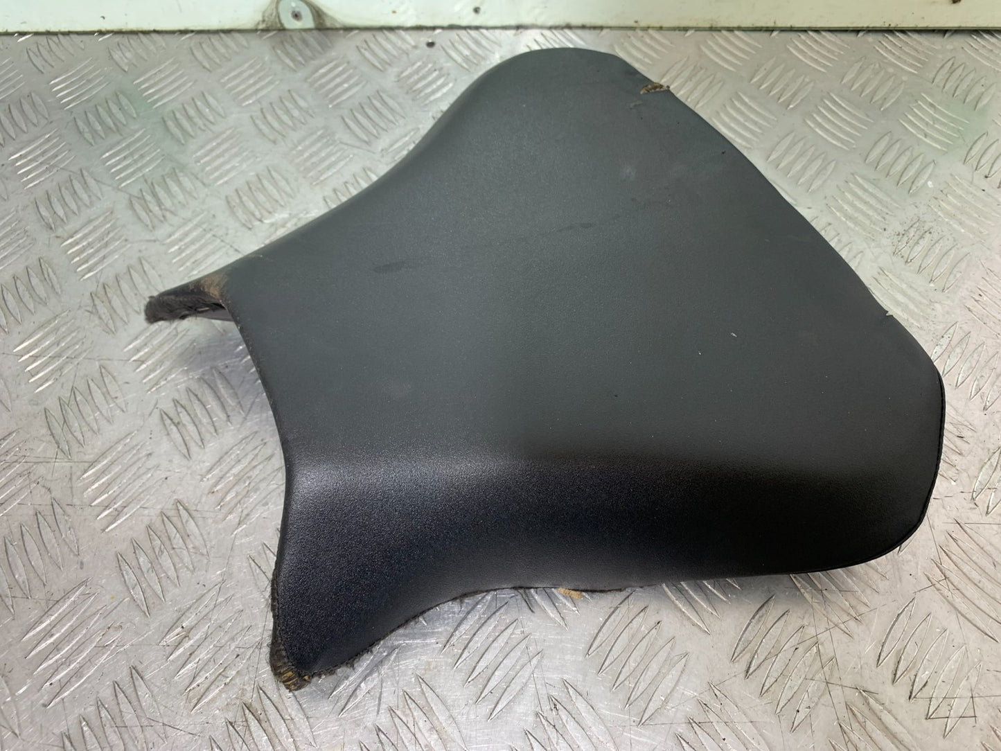 APRILIA RSV1000 RSV 1000 MILLE FRONT SEAT  1998- 2003 (CMB1184)