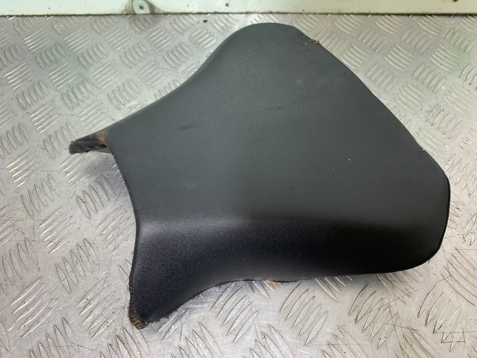 APRILIA RSV1000 RSV 1000 MILLE FRONT SEAT  1998- 2003 (CMB1184)