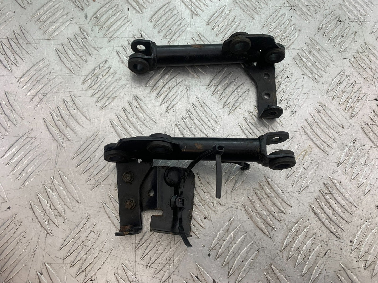 KAWASAKI Z1000 SX ENGINE BRACKETS   YEAR 2014-16 (CMB1264)