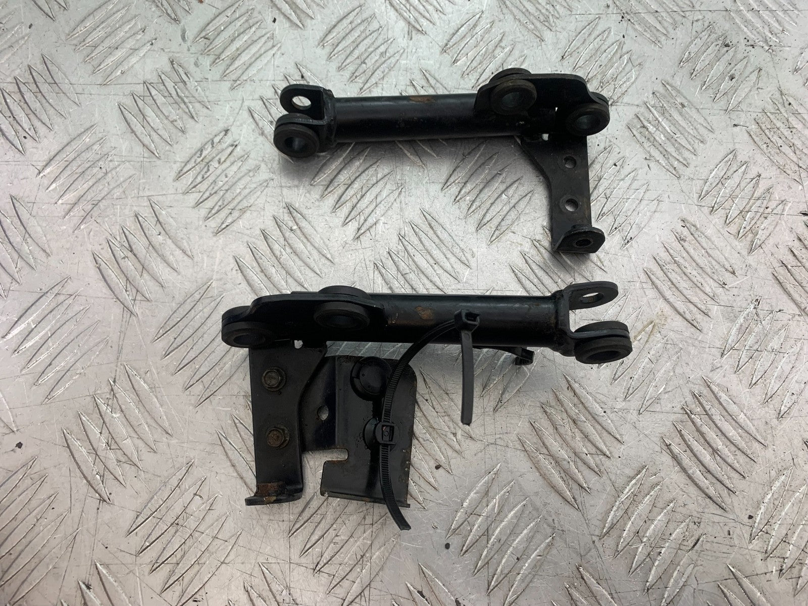 KAWASAKI Z1000 SX ENGINE BRACKETS   YEAR 2014-16 (CMB1264)