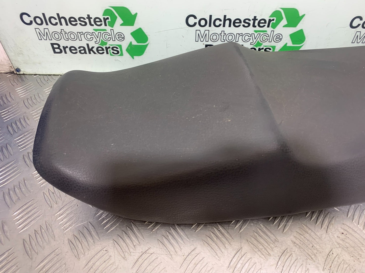 HONDA ST1100 PAN EUROPEAN SEAT  YEAR 1993-2001 (CMB1195)
