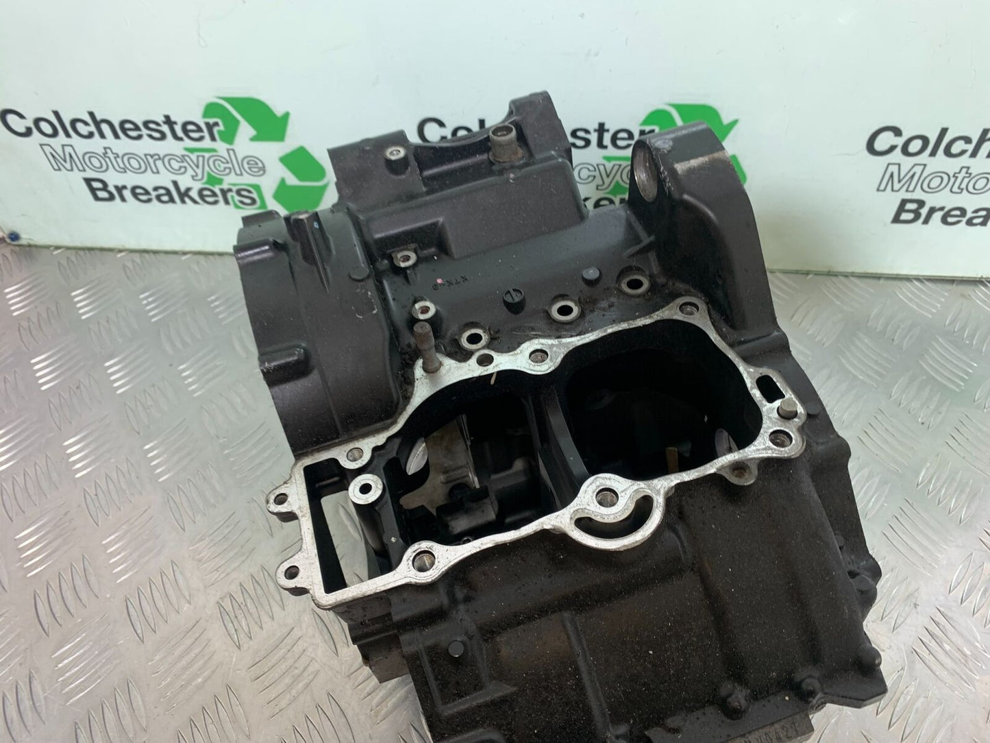 KAWASAKI NINJA 650 CRANK CASINGS   YEAR 2017-2019 (CMB1018)