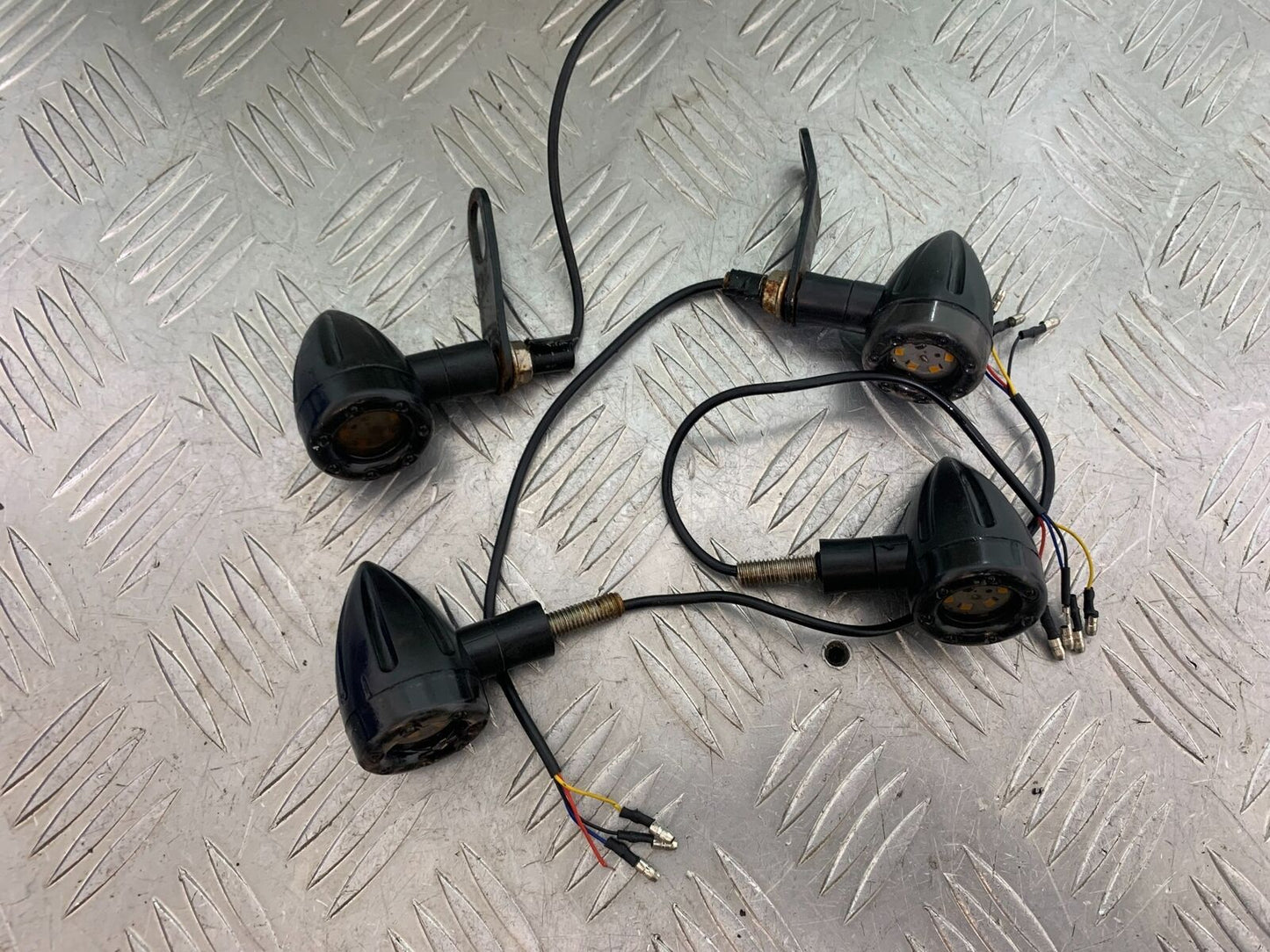 MUTT GT-SS 125 INDICATORS  YEAR 2020- 2024 (CMB1085)