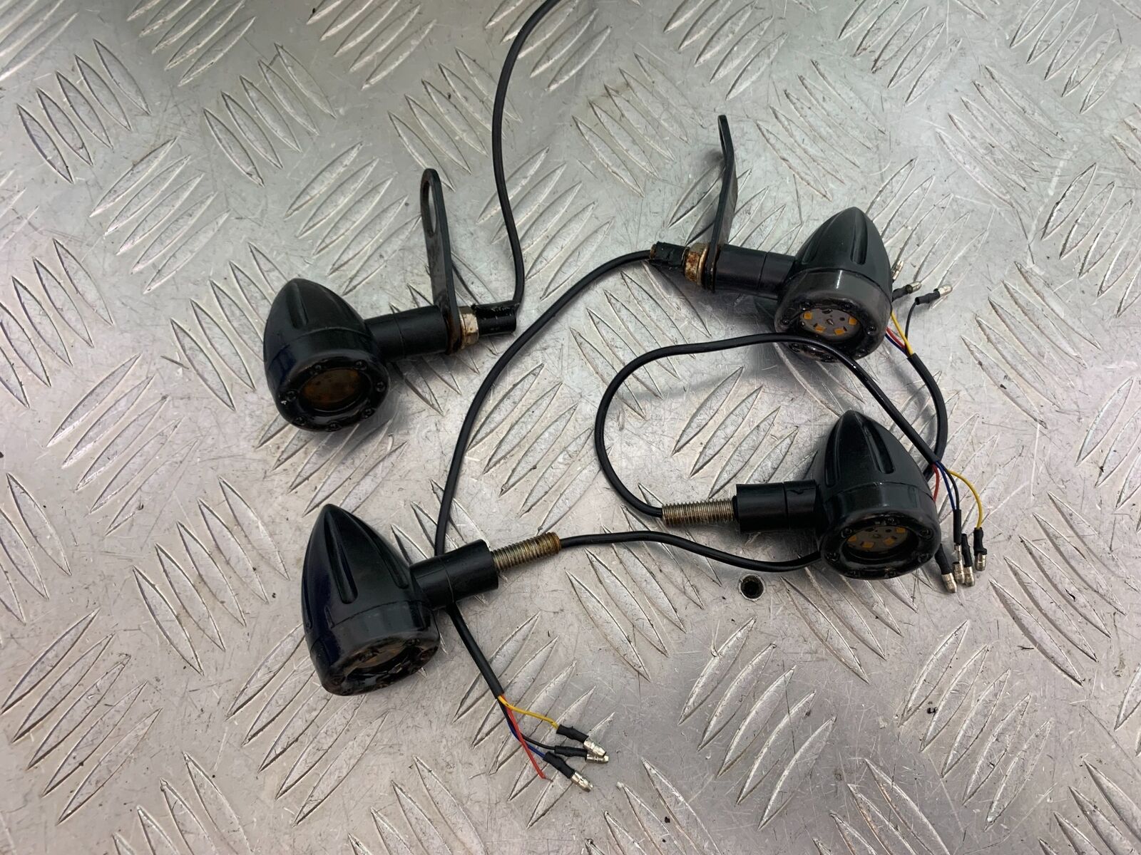 MUTT GT-SS 125 INDICATORS  YEAR 2020- 2024 (CMB1085)
