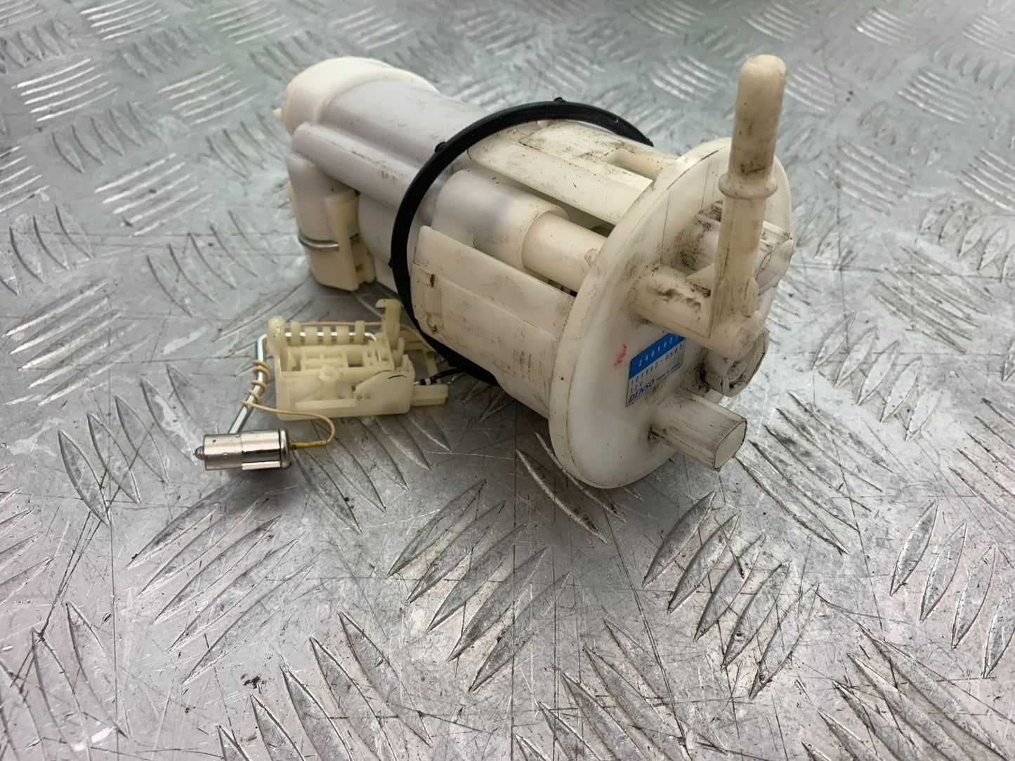 TRIUMPH 675 STREET TRIPLE R PETROL PUMP  YEAR 2013 - 2016 (CMB1221)