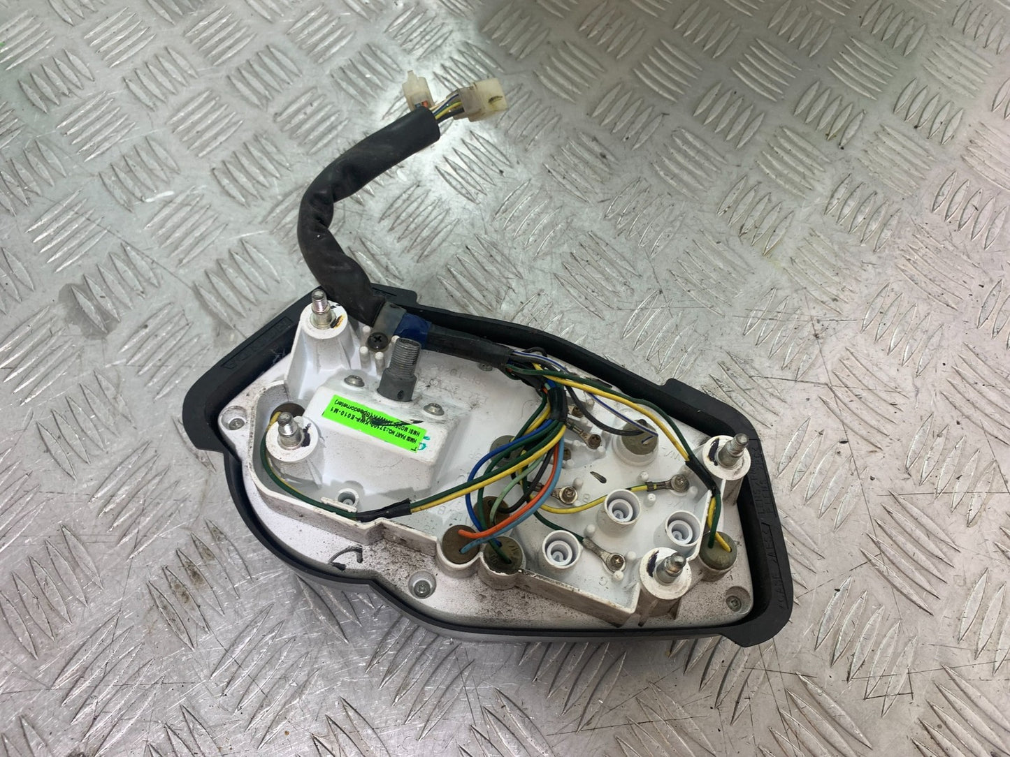 HONDA CBF125 CBF 125 CLOCKS SPEEDO DASH (3384 MILES)  YEAR 2009-14  (CMB1172)