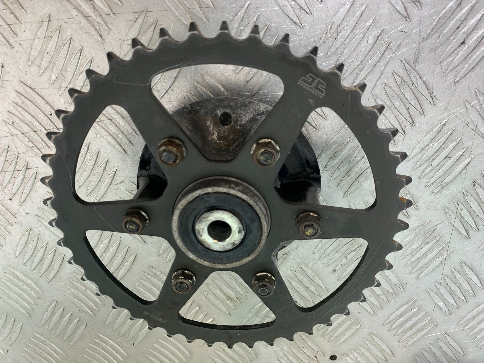 KTM DUKE 125 SPROCKET CARRIER  YEAR 2017-2022 (CMB1274)