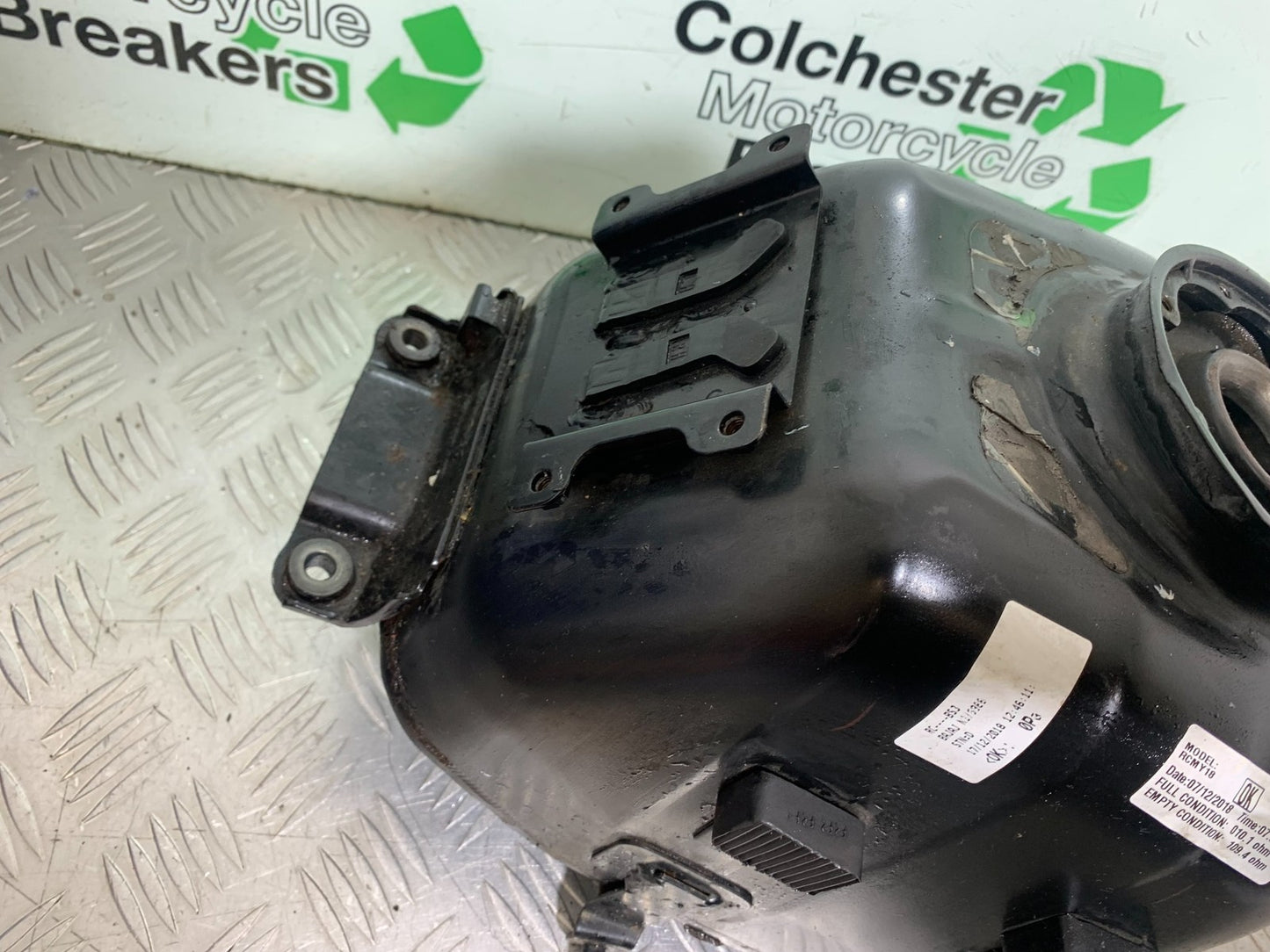 KTM RC125 RC 125 PETROL TANK  YEAR 2017-2022 (CMB 1244)