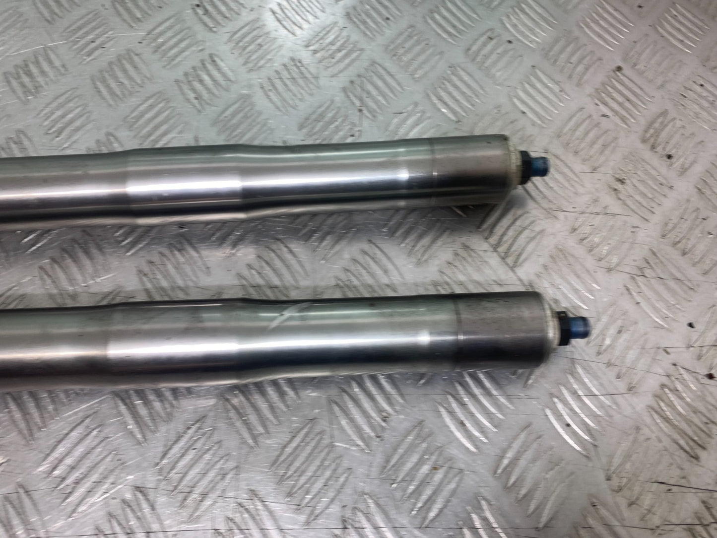 HONDA CBR 929 RRY FIREBLADE FORKS YEAR 2000-01 (CMB1094)